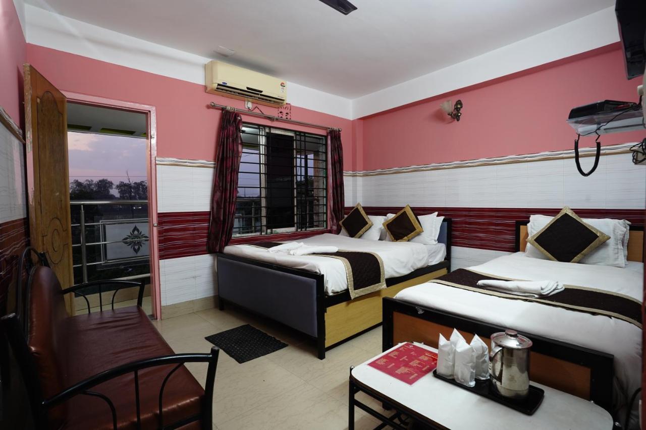 Tirupati Lodge Njp Sziliguri Kültér fotó