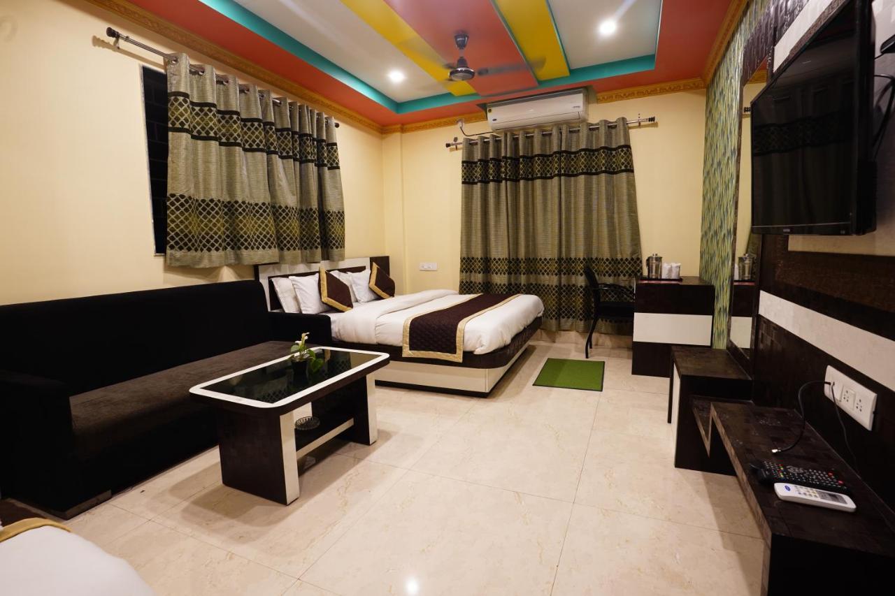 Tirupati Lodge Njp Sziliguri Kültér fotó