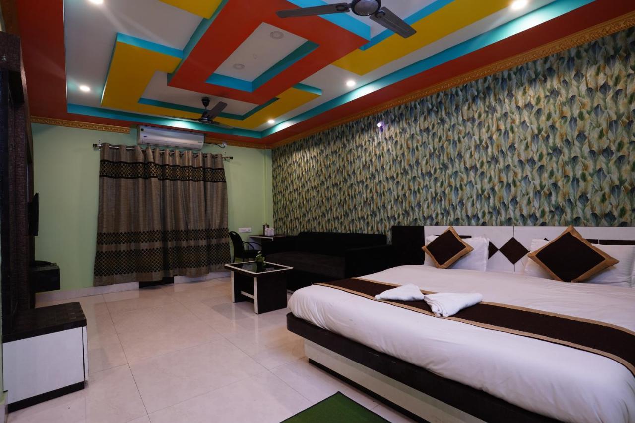 Tirupati Lodge Njp Sziliguri Kültér fotó