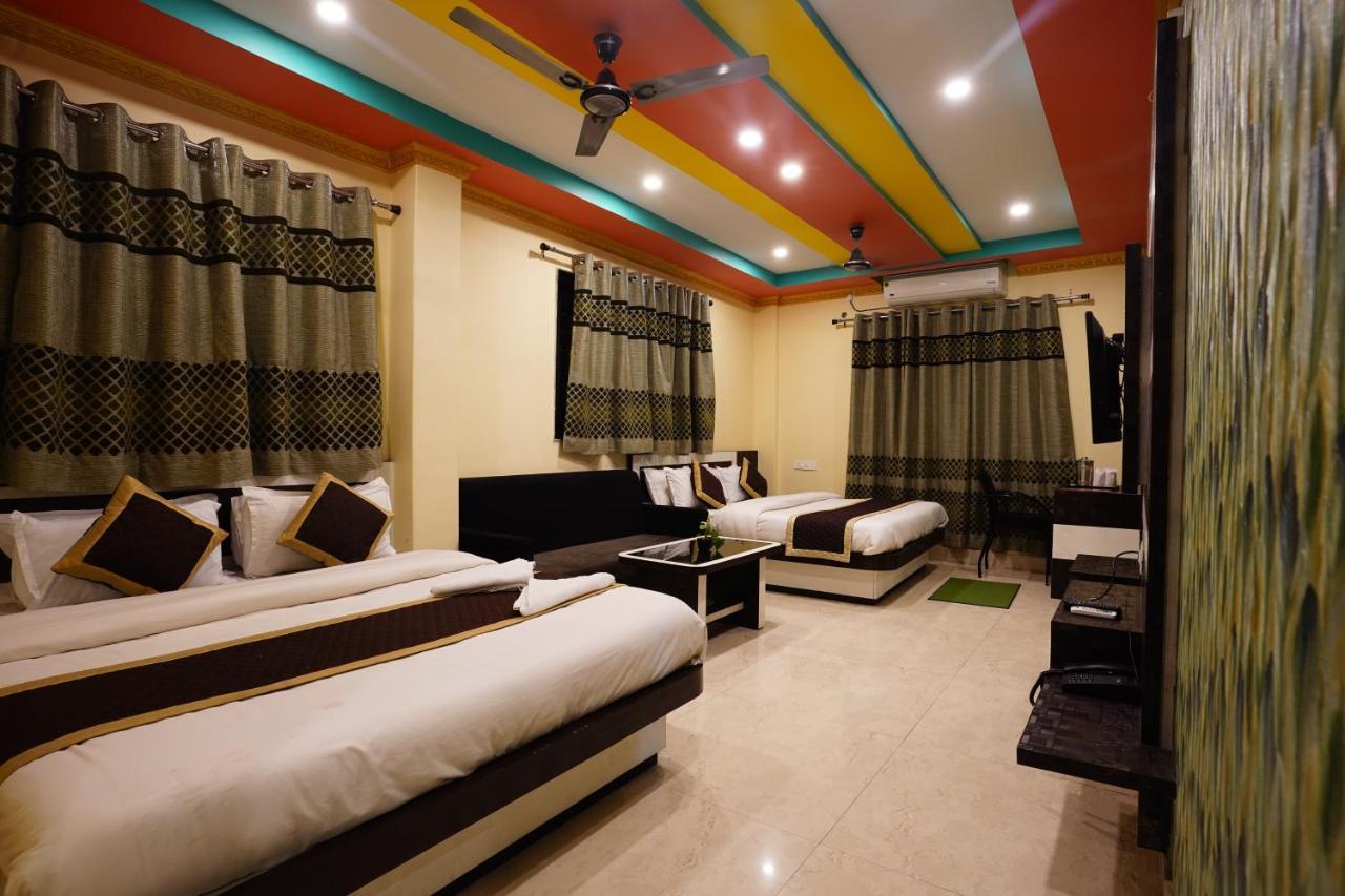 Tirupati Lodge Njp Sziliguri Kültér fotó