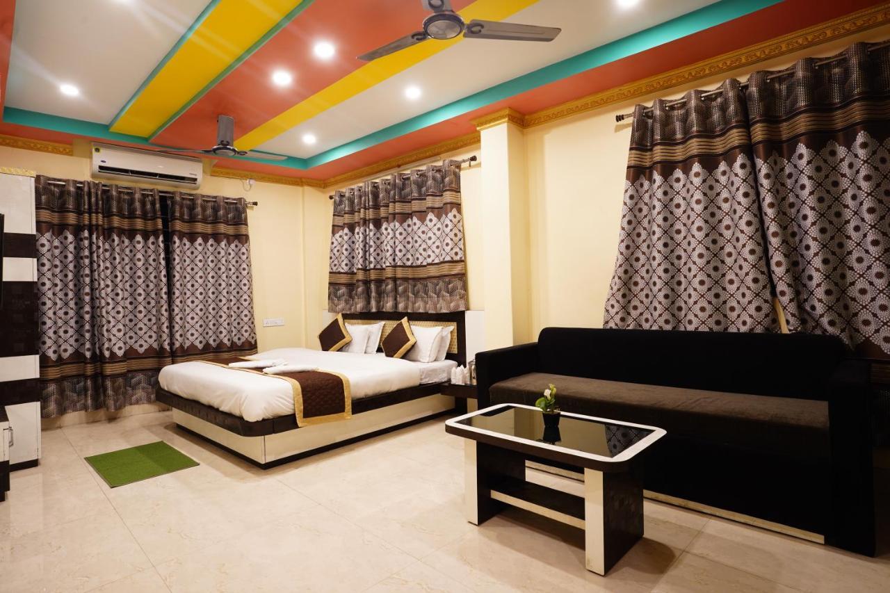 Tirupati Lodge Njp Sziliguri Kültér fotó