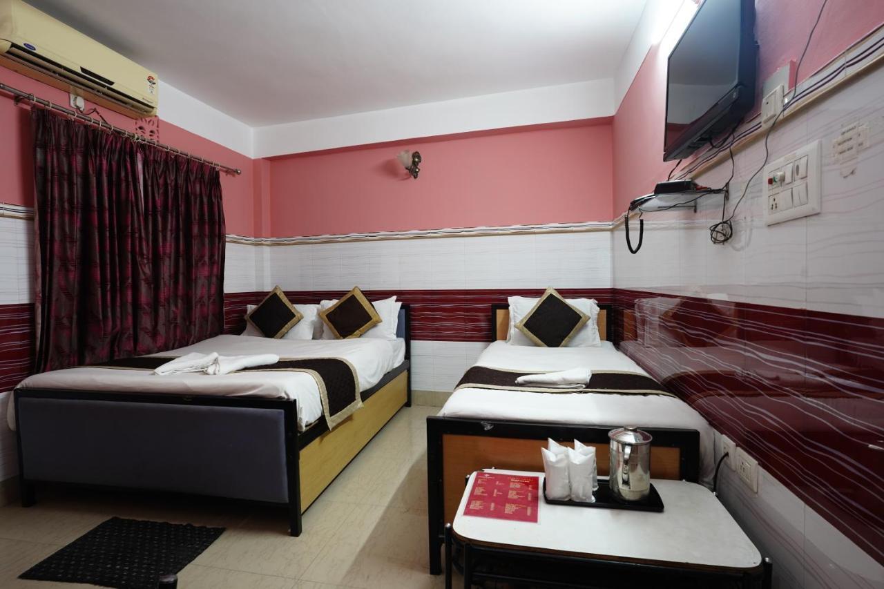 Tirupati Lodge Njp Sziliguri Kültér fotó