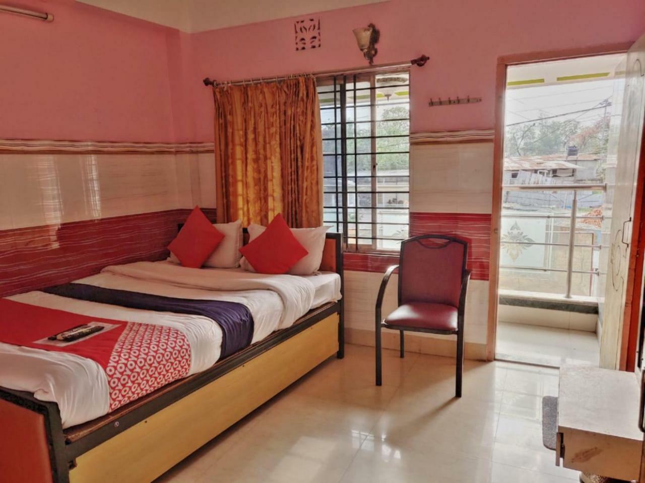 Tirupati Lodge Njp Sziliguri Kültér fotó
