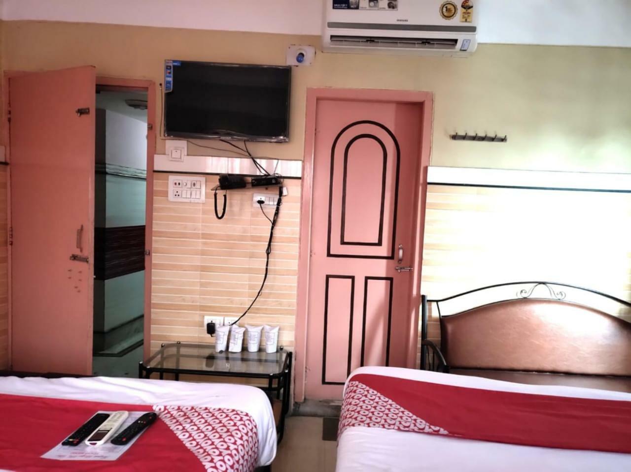 Tirupati Lodge Njp Sziliguri Kültér fotó