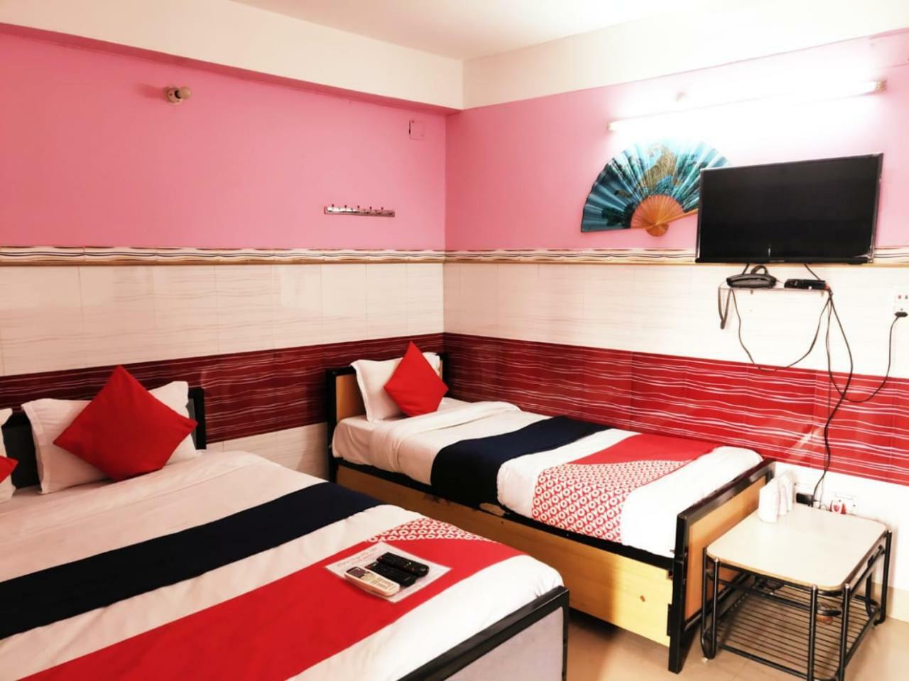 Tirupati Lodge Njp Sziliguri Kültér fotó