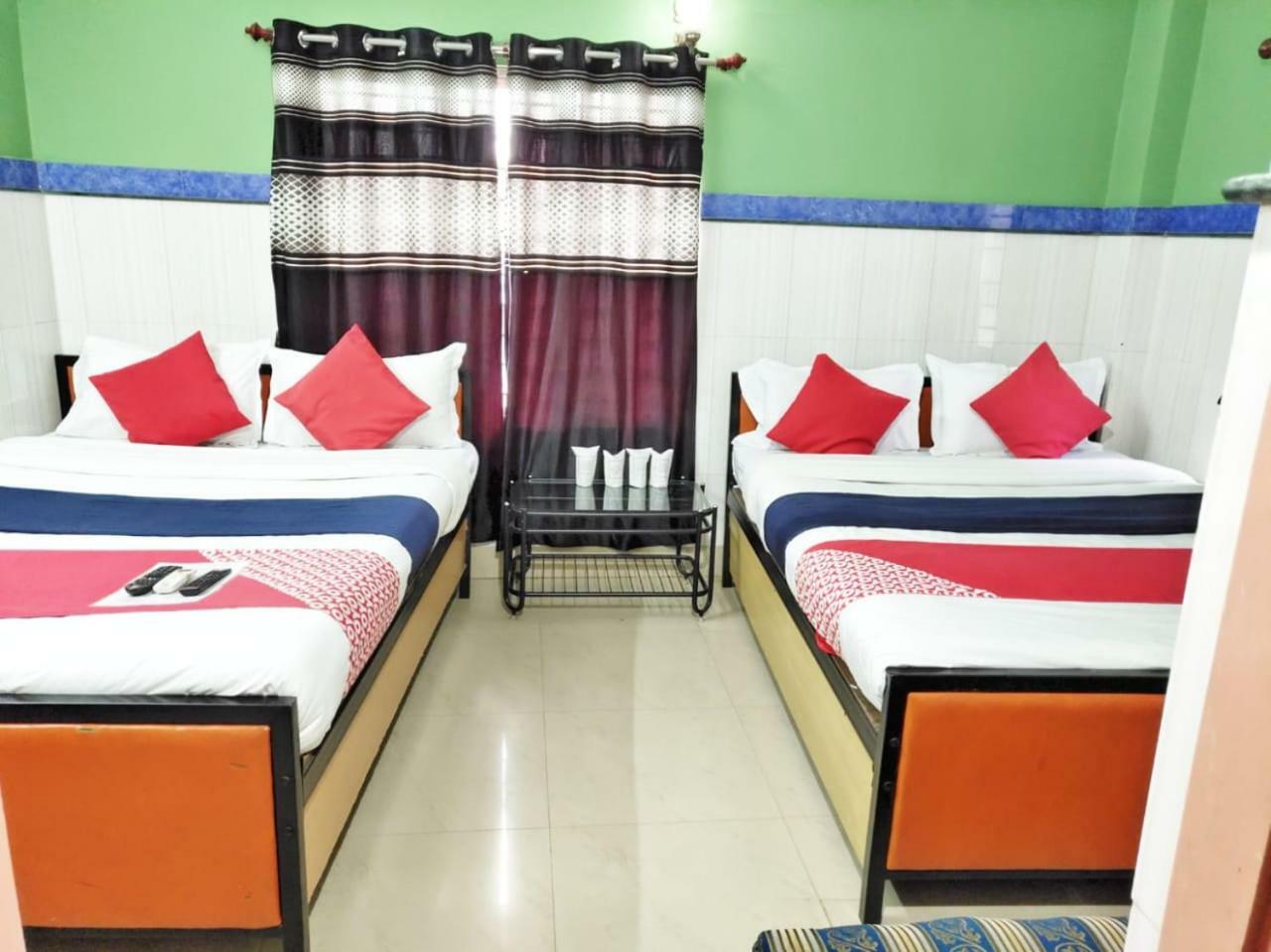 Tirupati Lodge Njp Sziliguri Kültér fotó