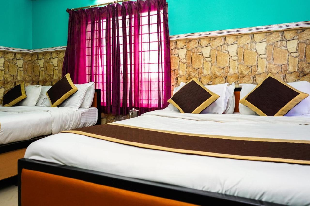 Tirupati Lodge Njp Sziliguri Kültér fotó