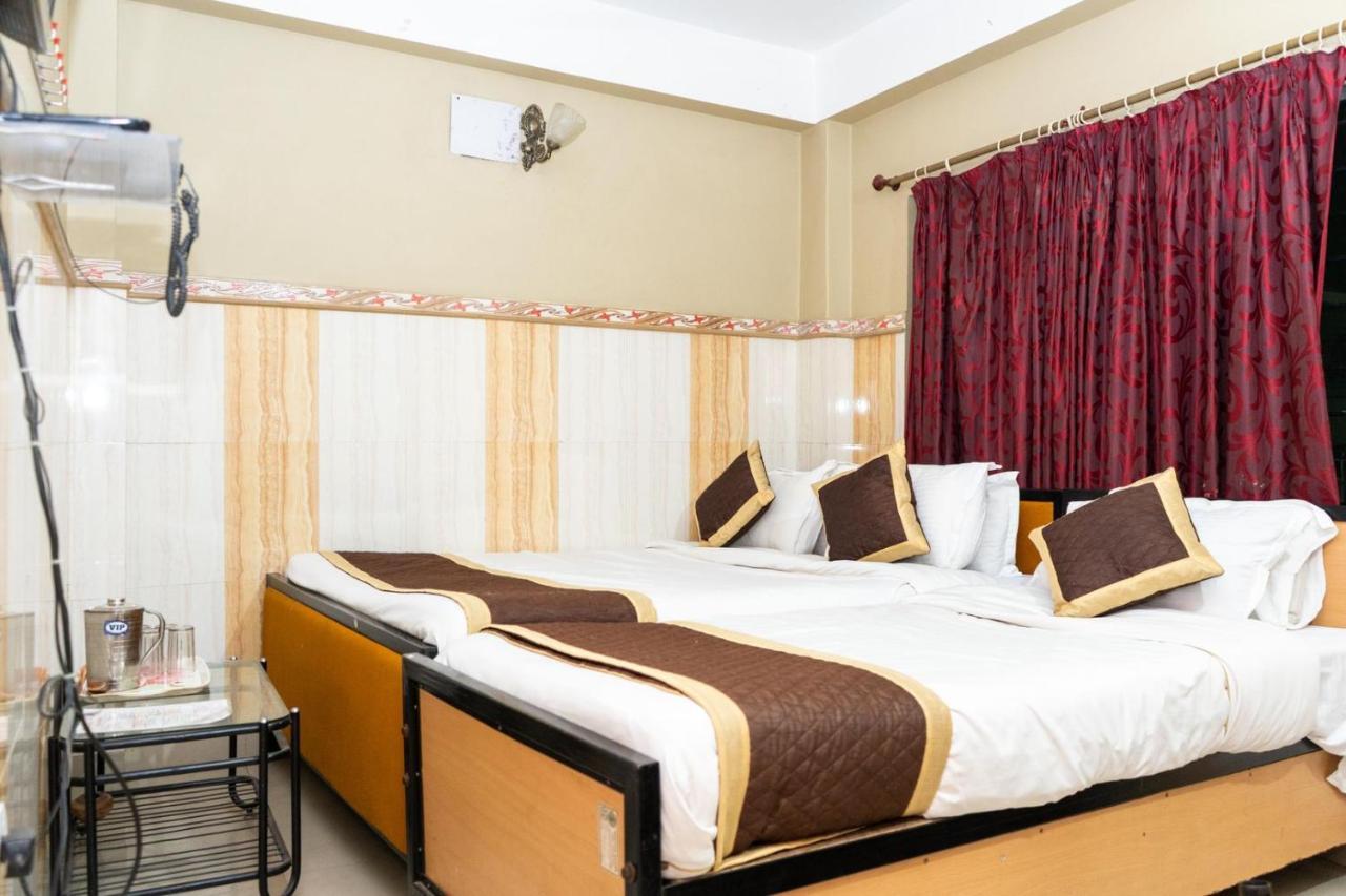 Tirupati Lodge Njp Sziliguri Kültér fotó
