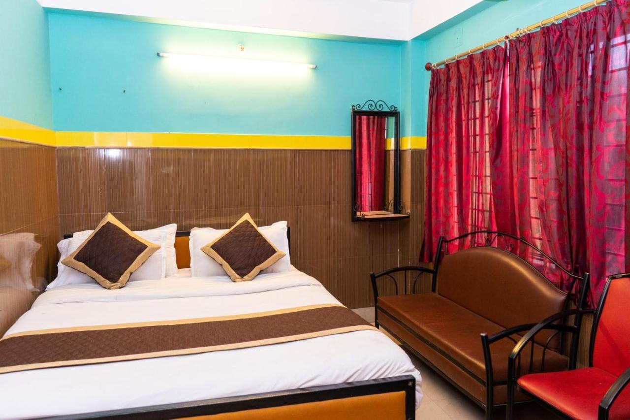 Tirupati Lodge Njp Sziliguri Kültér fotó
