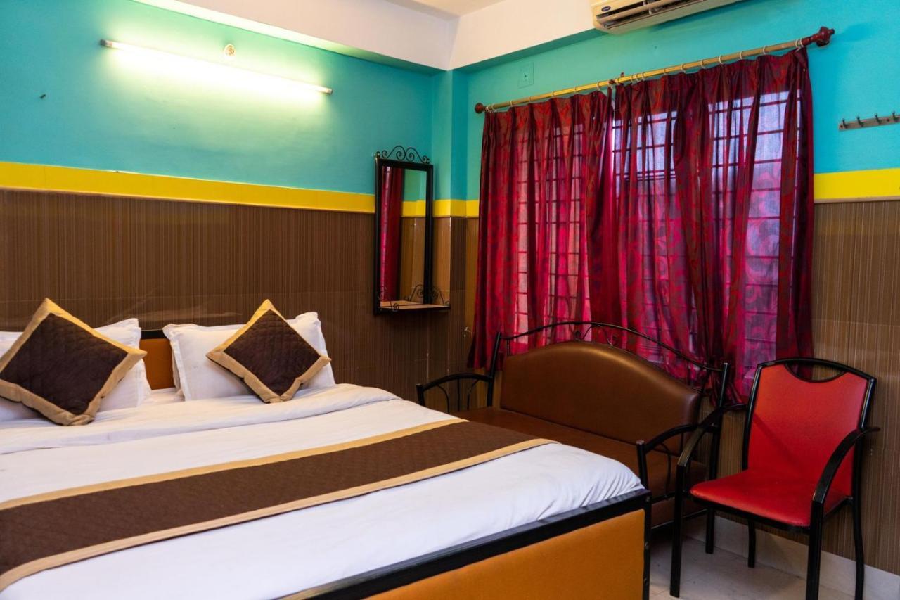Tirupati Lodge Njp Sziliguri Kültér fotó